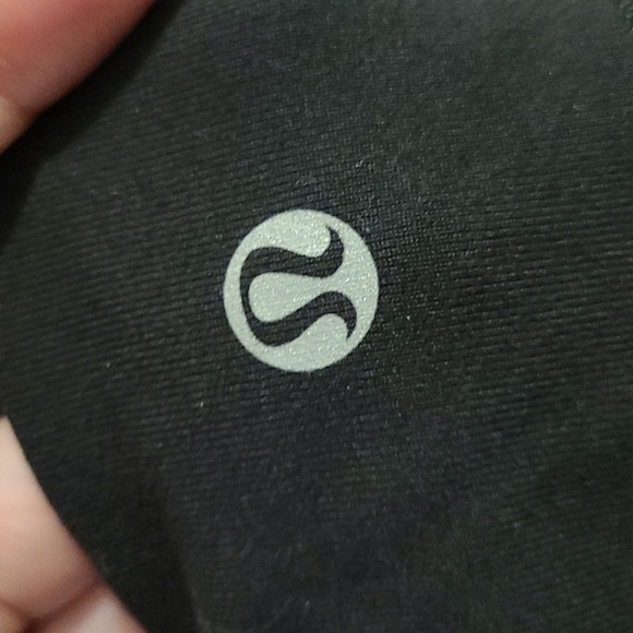 Lululemon Scoop Me Up tank - Picture 5 of 6